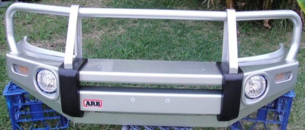 ARB Deluxe Bull bar for Hilux N70 (2005-2010)