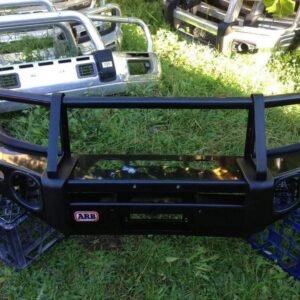 ARB Deluxe Bullbar – Toyota Hilux 2005–2011 (Pre-Facelift)